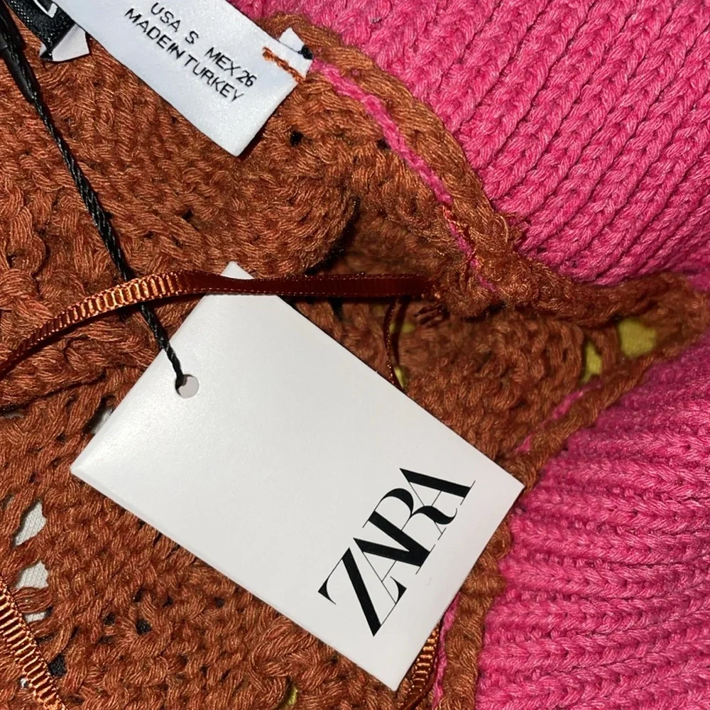 ZARA POINTELLE CROCHETED CROP TOP